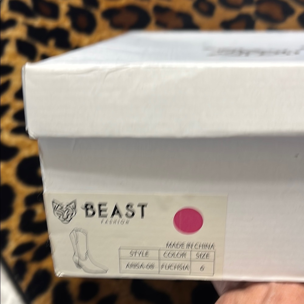 Beast Fashion Pink Women's Boots
New - Picture 4 of 5